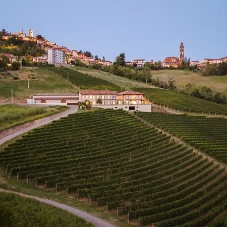 Alloggio per agriturismo Icollirossi Monforte dʼAlba